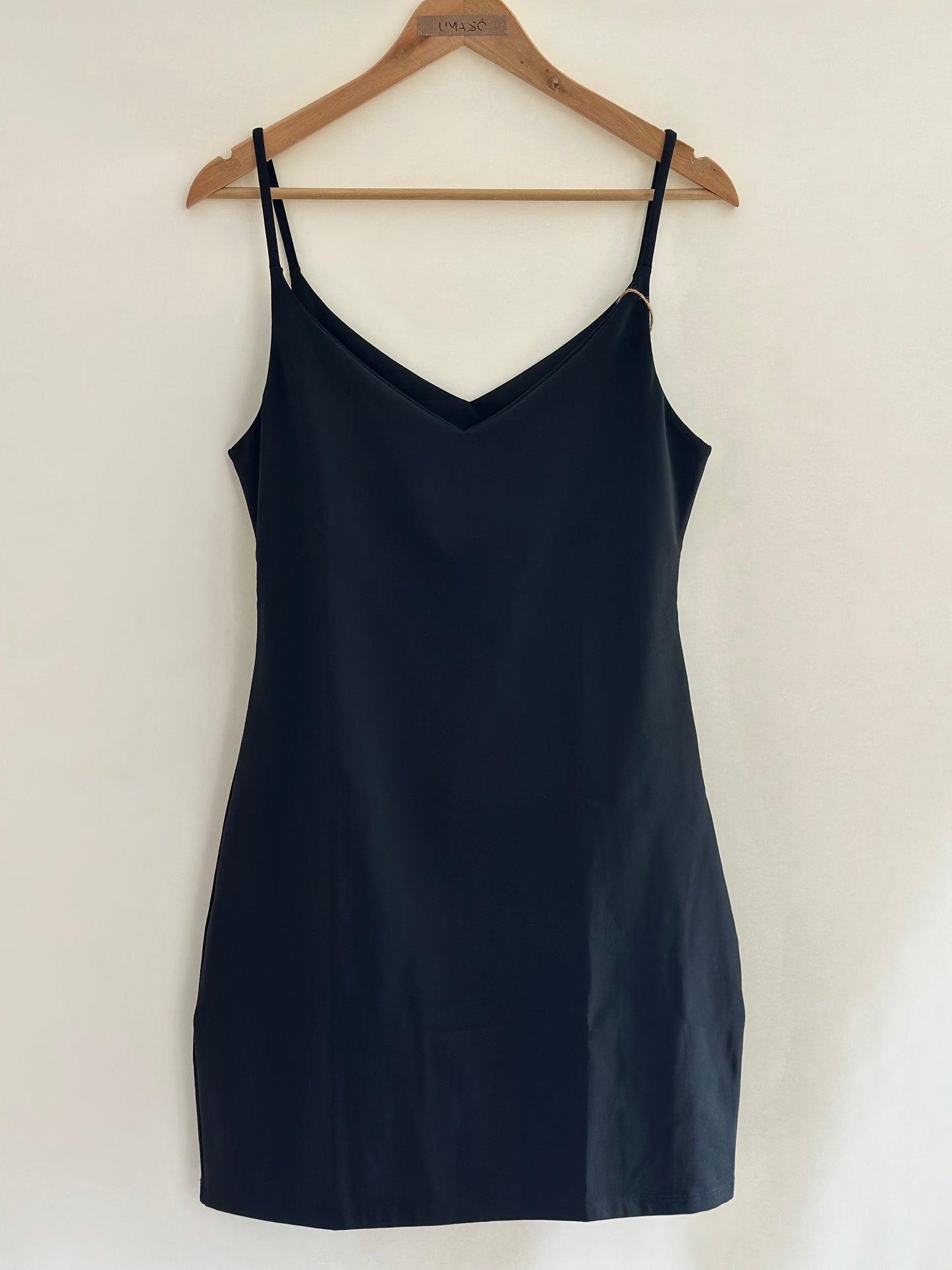 VESTIDO CURTO COM ALÇA FINA BAZAR