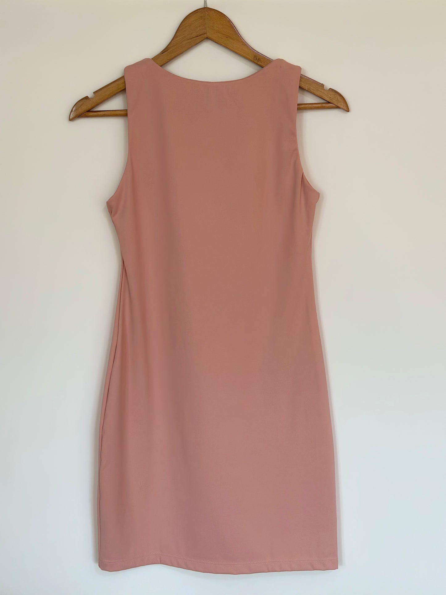 VESTIDO CURTO COM ALÇA LARGA BAZAR
