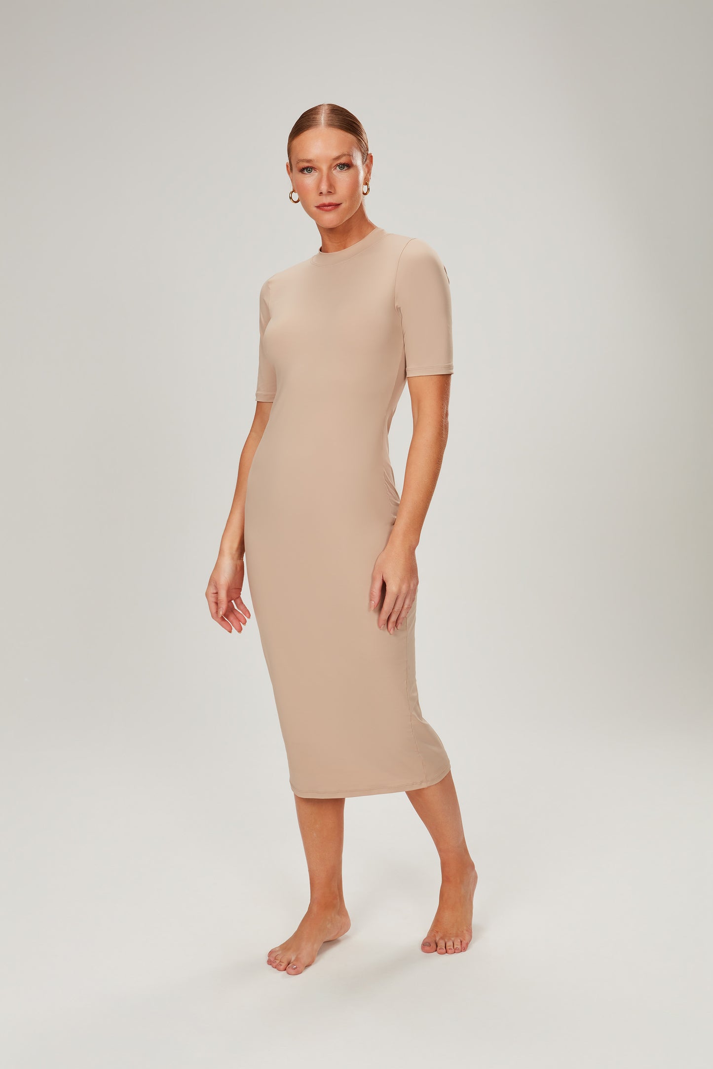 VESTIDO MIDI COM MANGA TUBO BAZAR