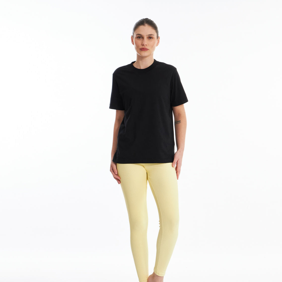 Camiseta Romance Tulipa Negra
