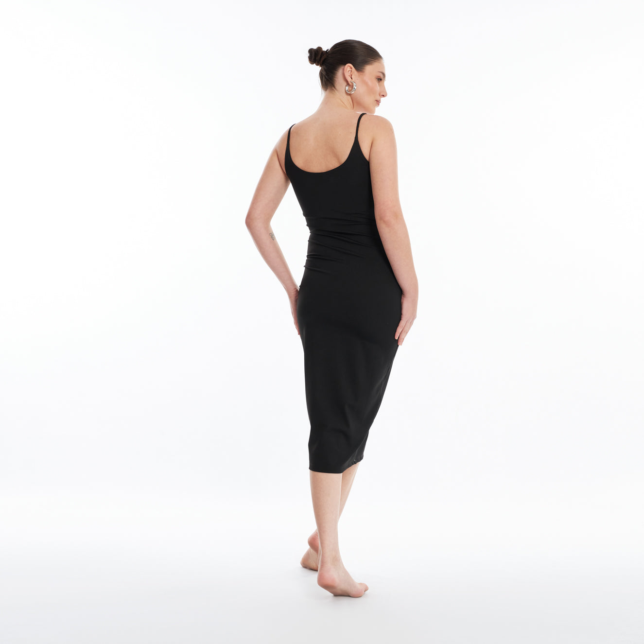 Vestido Esmero Tulipa Negra