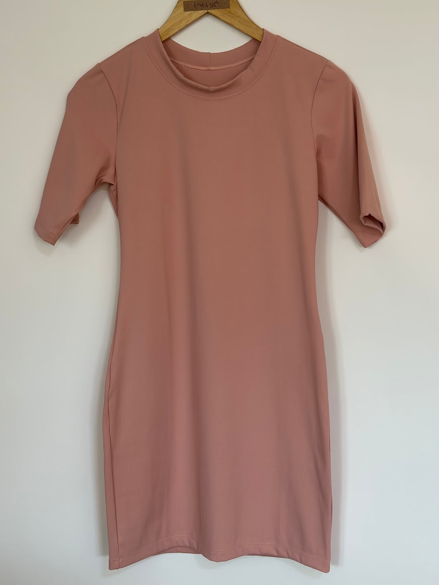 VESTIDO CURTO COM MANGA TUBO BAZAR